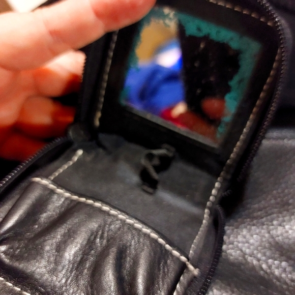 Fossil Classic Black Leather Purse - Picture 11 of 15